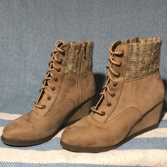 Heel boots (faux suede) - Picture 1 of 4